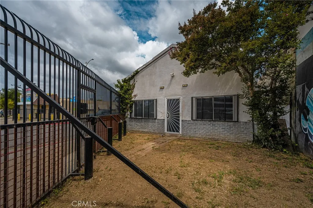 Additional image 3 of 4901 Telegraph Road, Los Angeles, CA 90022