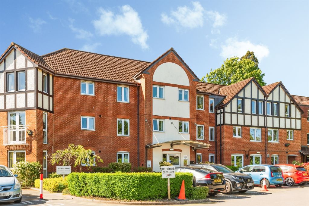 1 bed flat for saleElla Court, Kirk Ella, Hull HU10