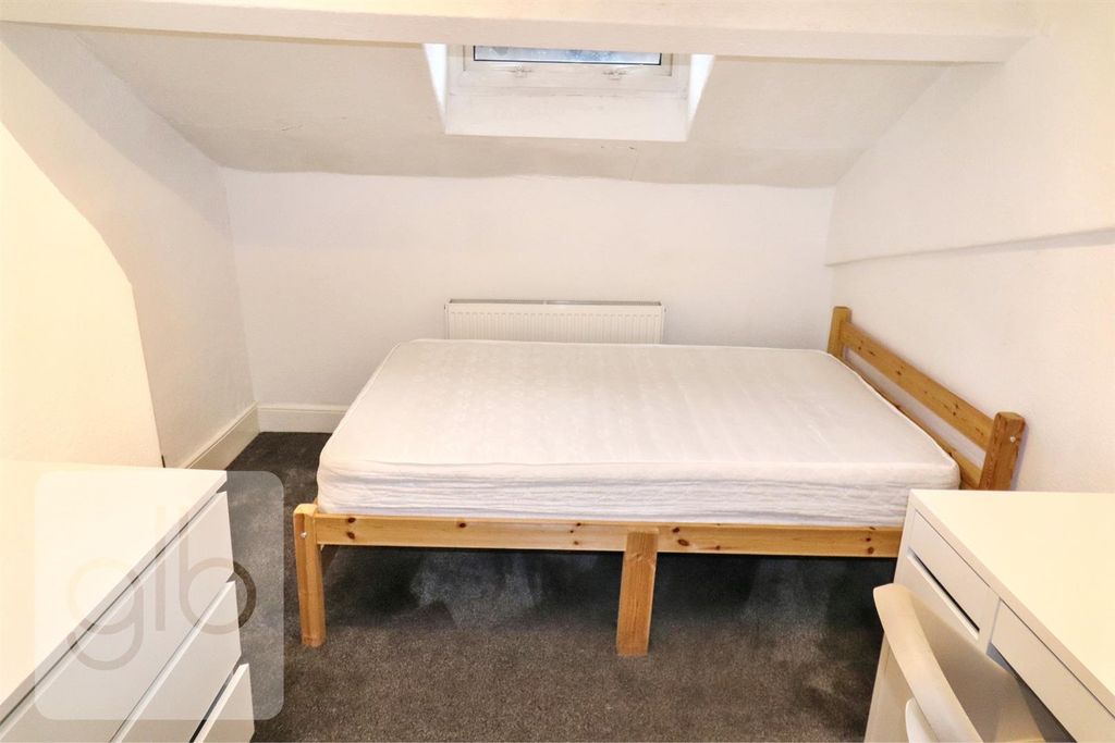Additional image 10 of 6 bed property to rentWarwick Street, Leamington Spa CV32