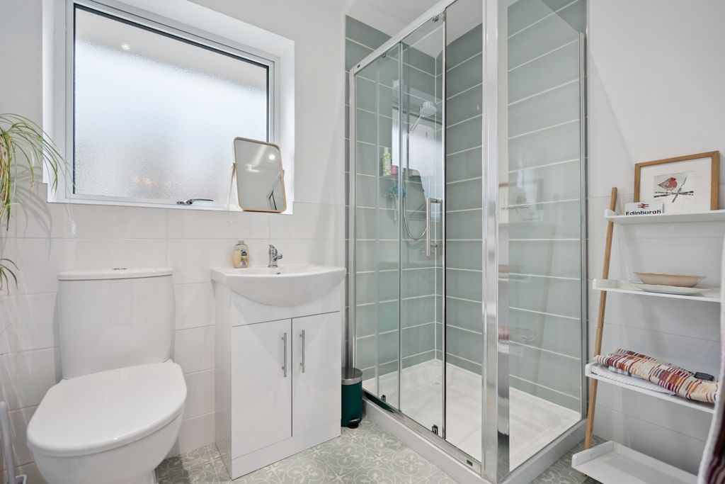 Additional image 26 of 4 bed semi-detached house to rentClarendon Place, Stirling, Stirlingshire FK8