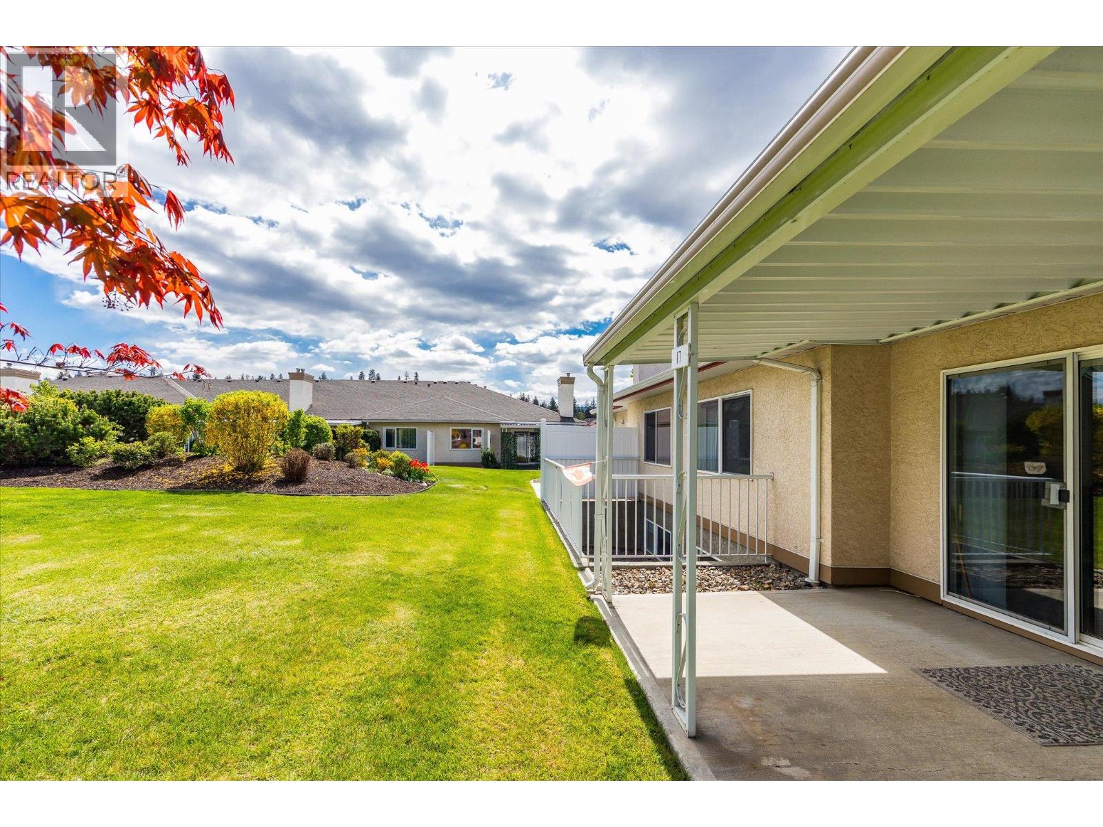 Additional image 2 of 17-1874 Parkview Crescent, Kelowna, BC, V1X7G6