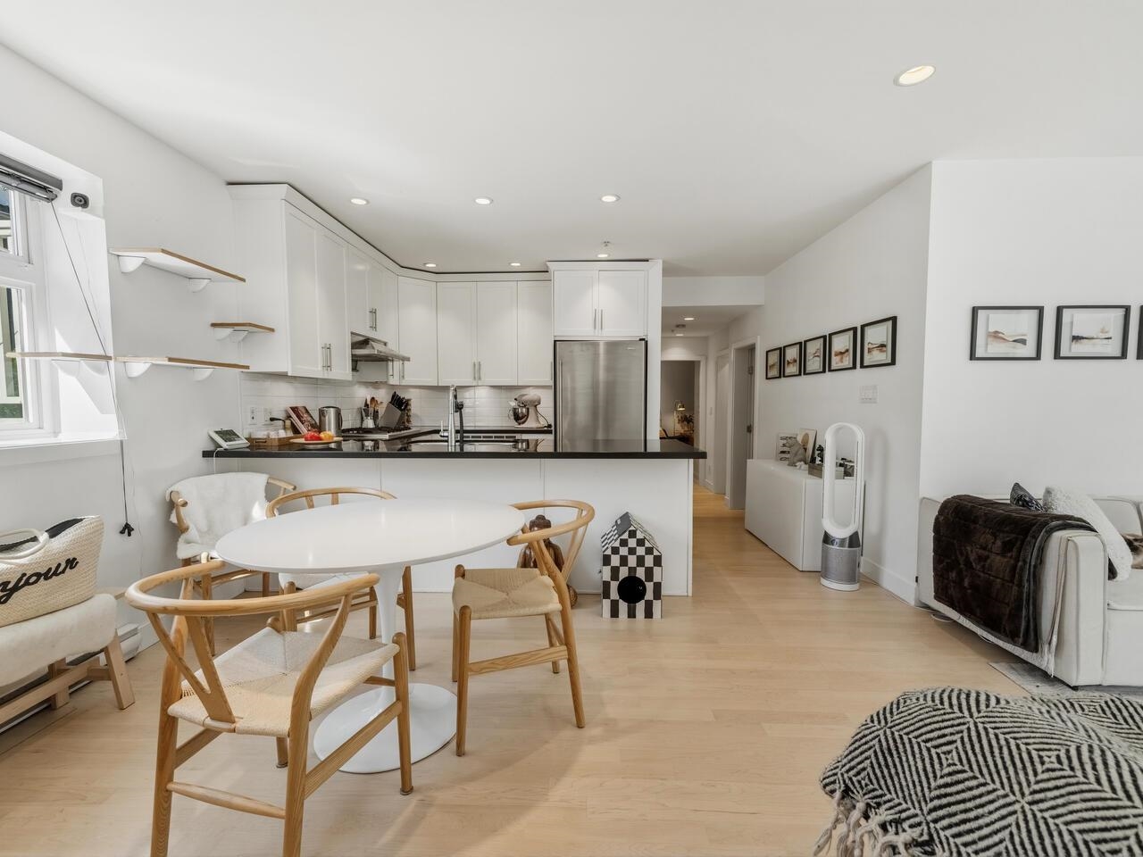 Additional image 5 of 83 15th Avenue W, Vancouver, BC, V5Y 1X7