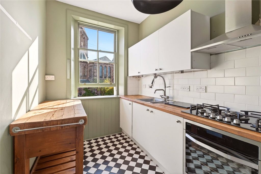 Additional image 9 of 2 bed flat for sale1A The Square, East Linton, East Lothian EH40