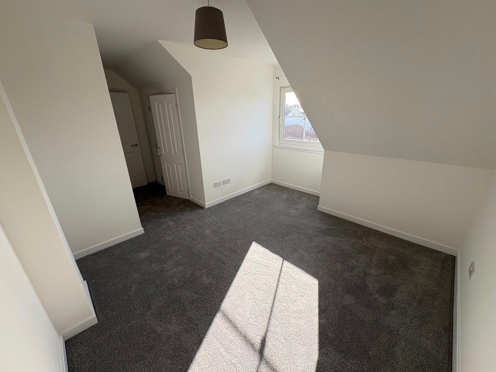 Additional image 8 of 2 bed flat to rentRegent Street, Kincardine, Fife FK10