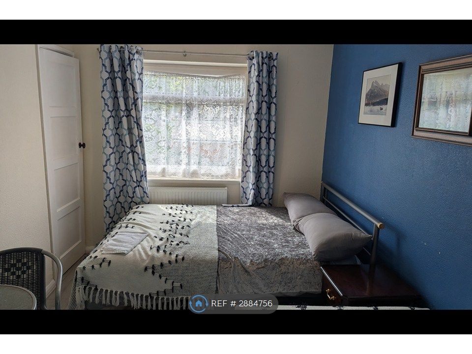 Additional image 7 of 4 bed semi-detached house to rentMelbourne Avenue, Burton-On-Trent DE15