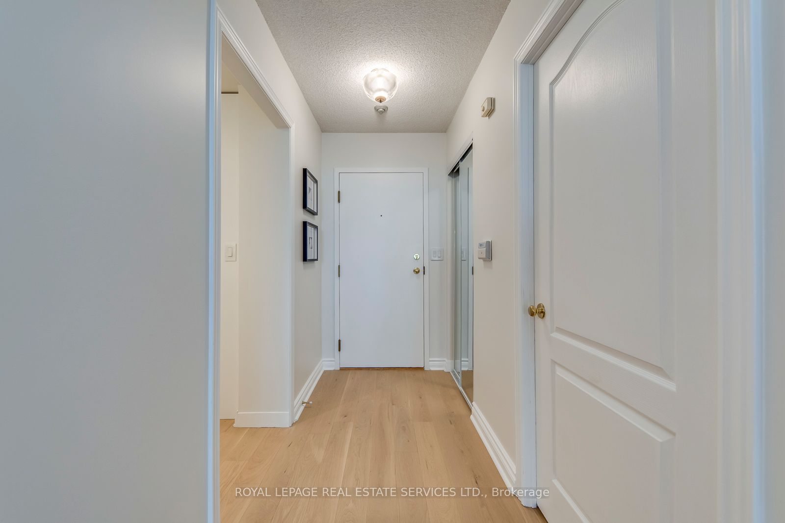 Additional image 2 of 403-1 Ripley Avenue, Toronto, ON, M6S 4Z6