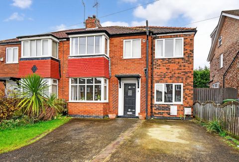 Whernside Avenue, York YO31