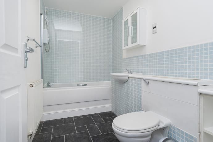 Additional image 13 of 3 bed town house to rentWest Fairbrae Drive, Edinburgh EH11