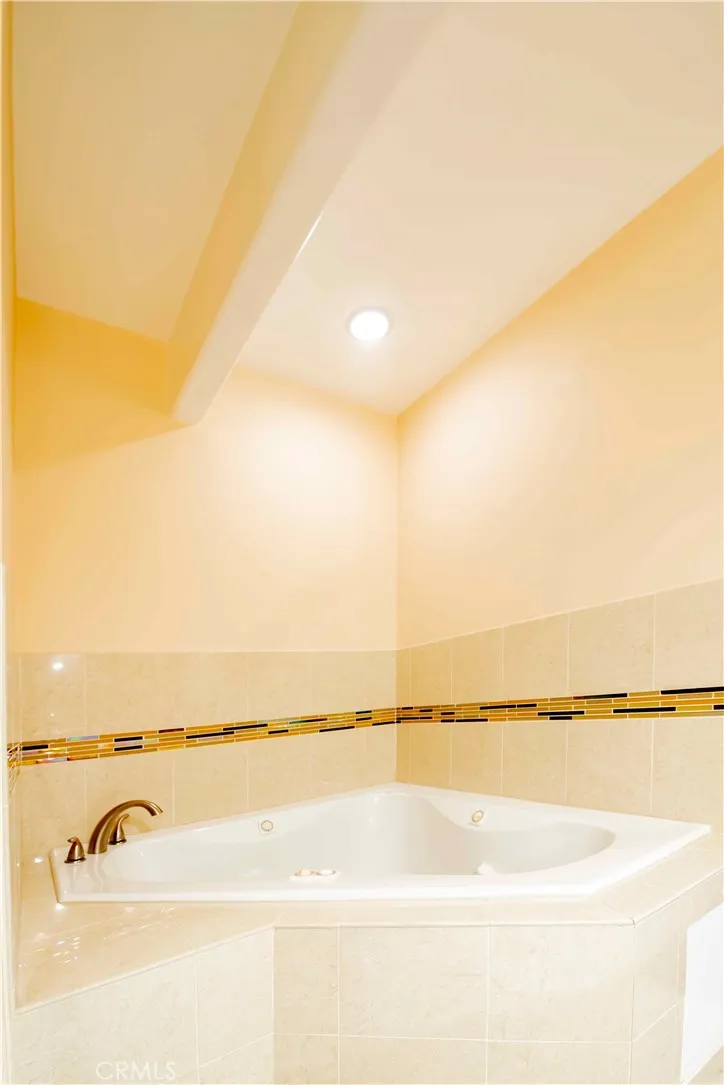 Additional image 90 of 22336 Saticoy St, Canoga Park, CA 91303