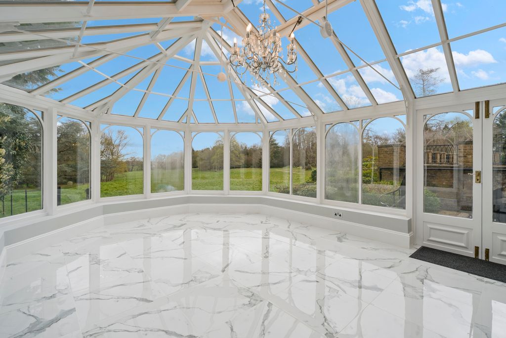 Additional image 9 of 9 bed property for saleHadley, Hadley, Barnet EN5
