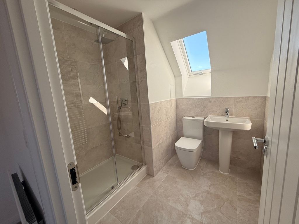 Additional image 15 of 4 bed detached house to rentCelandine Gardens, Priors Hall Park, Corby NN17