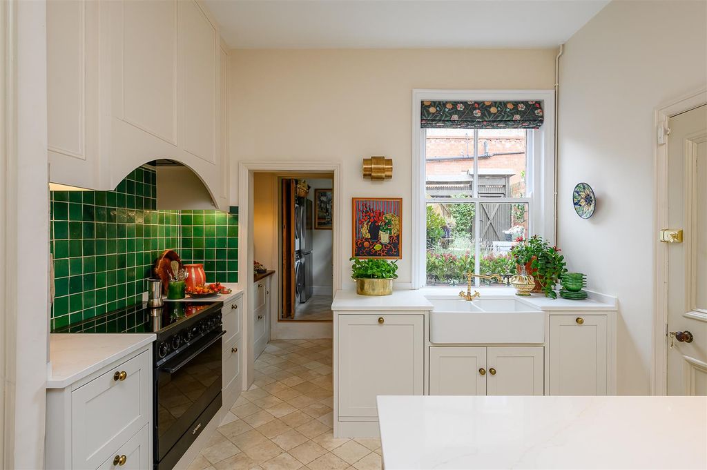 Additional image 12 of 4 bed town house for saleAlbemarle Road, York YO23