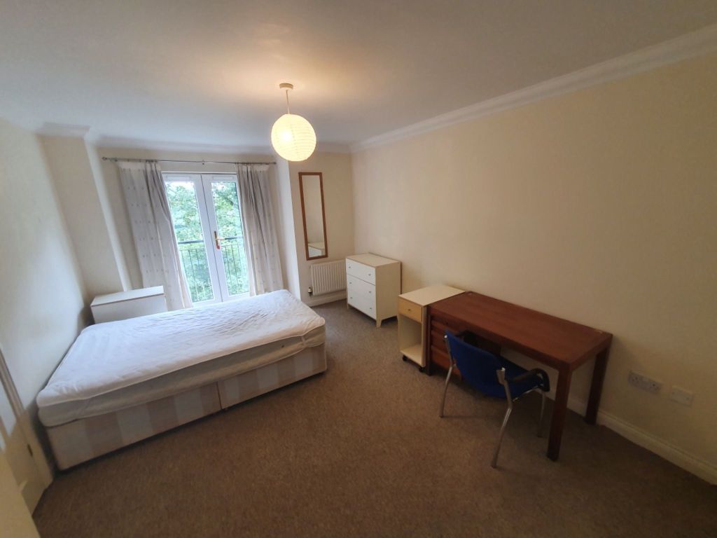 Additional image 4 of 3 bed flat to rentVenneit Close, Oxford OX1