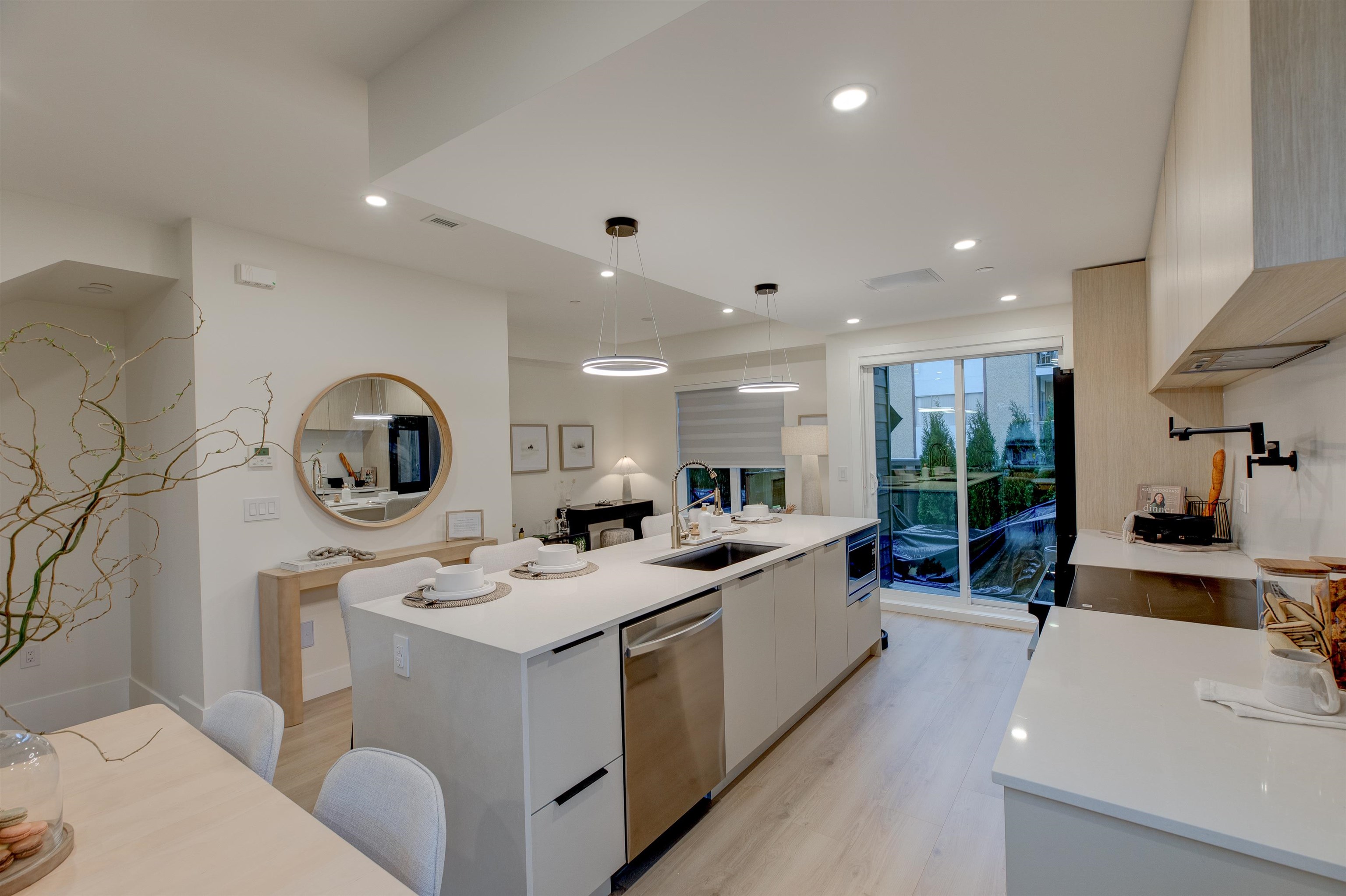 Additional image 3 of 7-339 Keary Street, New Westminster, BC, V3L 3L2