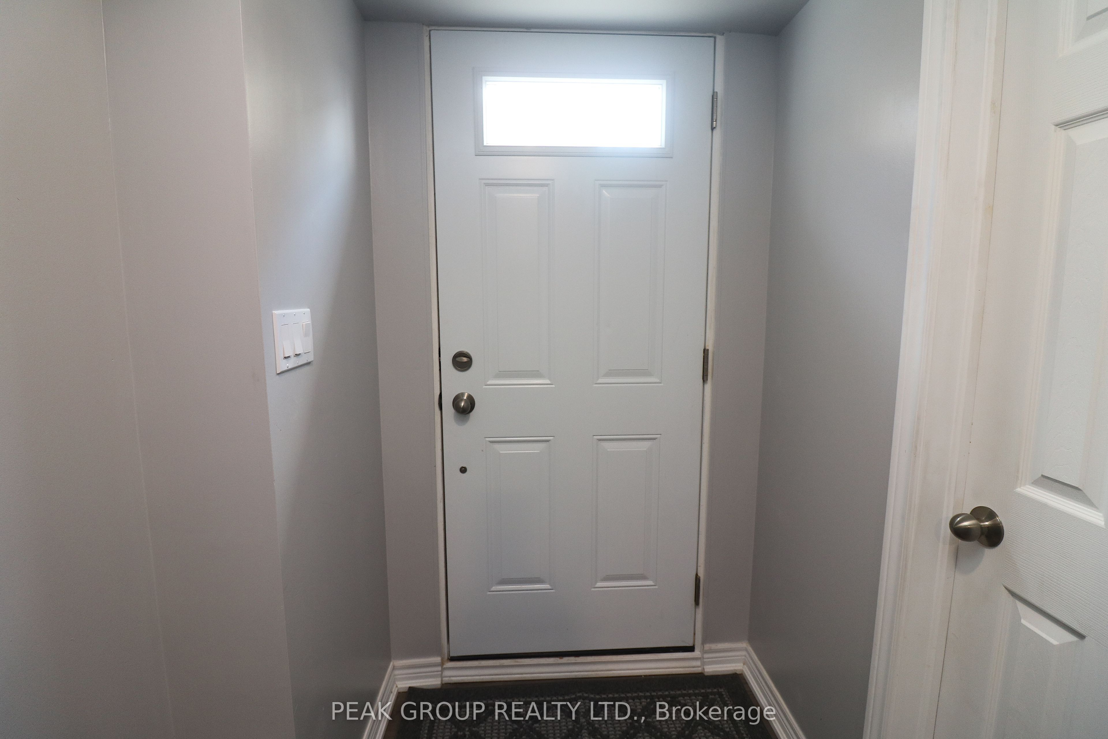 Additional image 2 of #Lower-6119 Scott Street, Niagara Falls, ON, L2E 3B6