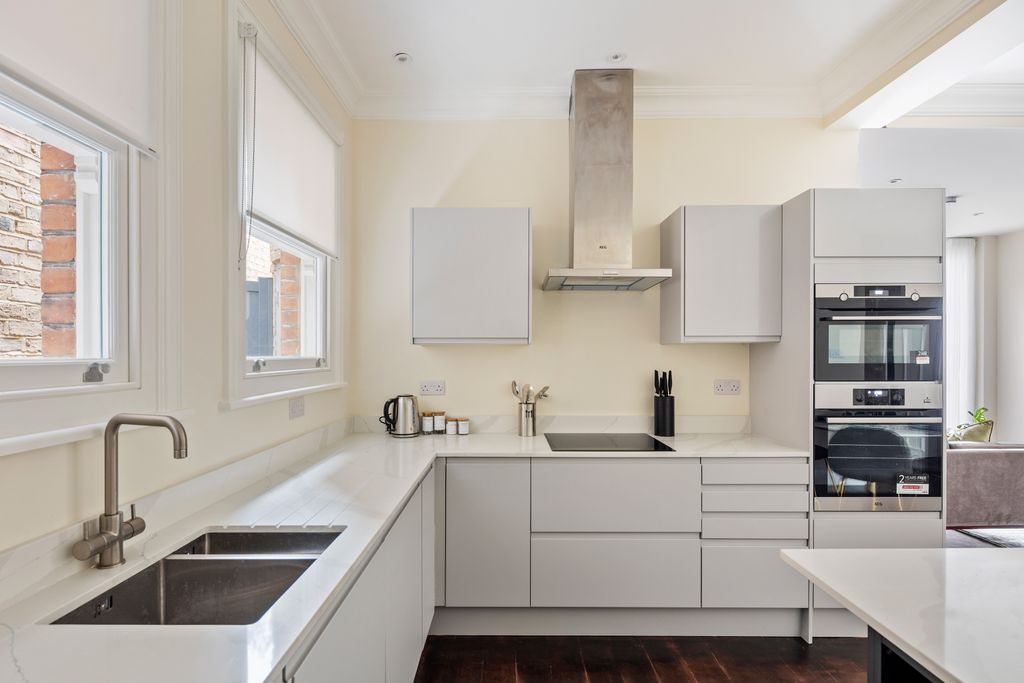 Additional image 7 of 2 bed flat to rentBurlington Avenue, Kew TW9