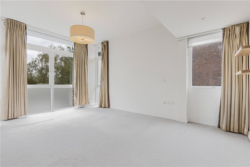 Additional image 15 of 6 bed detached house to rentWoodstock Road, Oxford, Oxfordshire OX2