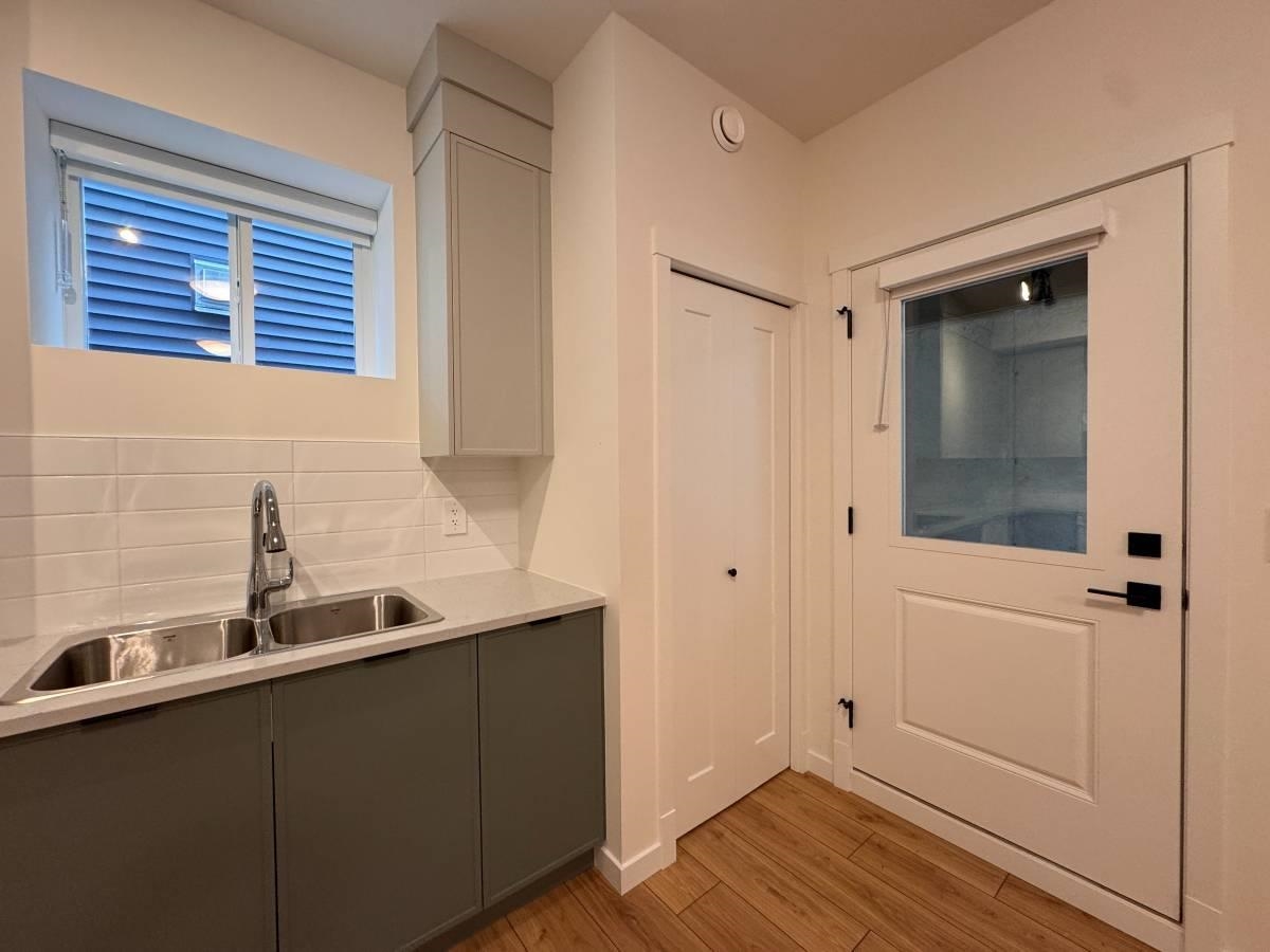 Additional image 5 of Suite-11058 Lockwood St , Maple Ridge, BC, V2W 0L5