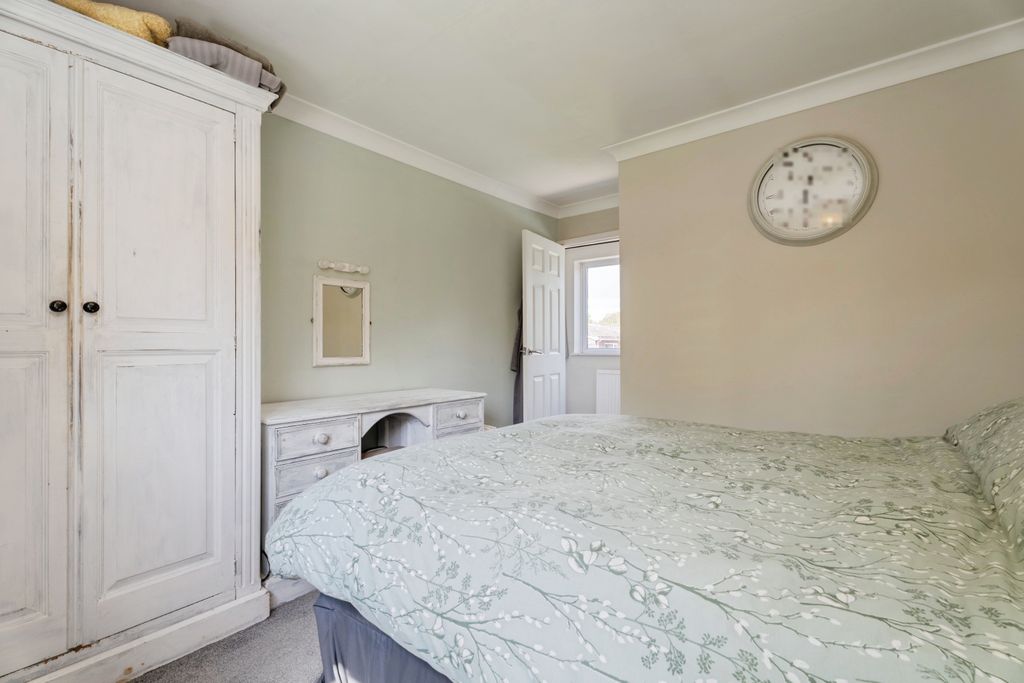 Additional image 11 of 3 bed terraced house for saleYork Close, Bury St. Edmunds IP33