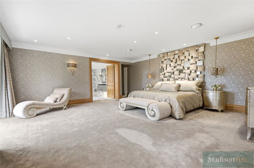 Additional image 40 of 8 bed detached house for saleStradbroke Drive, Chigwell, Essex IG7