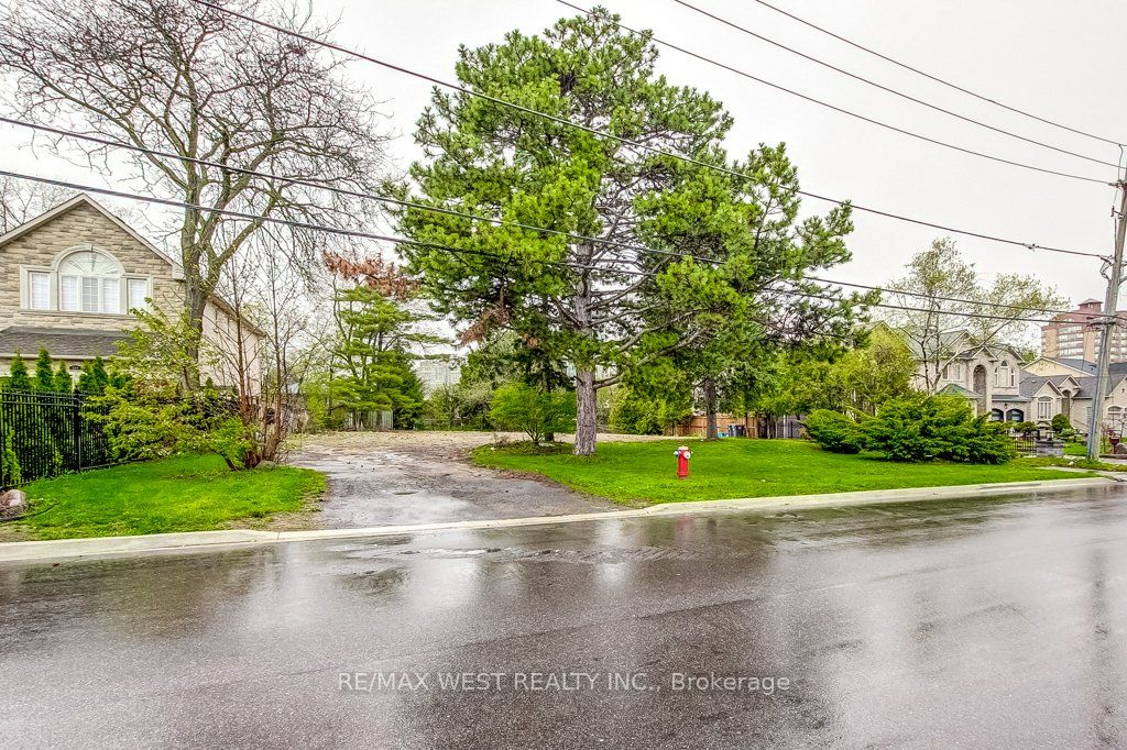 Additional image 3 of Part Lot 2 Fairview Road W, Mississauga, ON, L5B 1K7