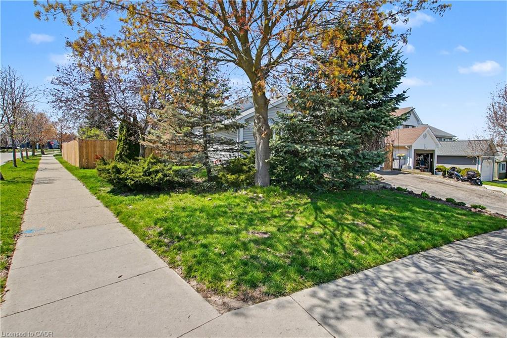 209 Middlebury Drive, Waterloo, ON, N2T 2H6 photo 3