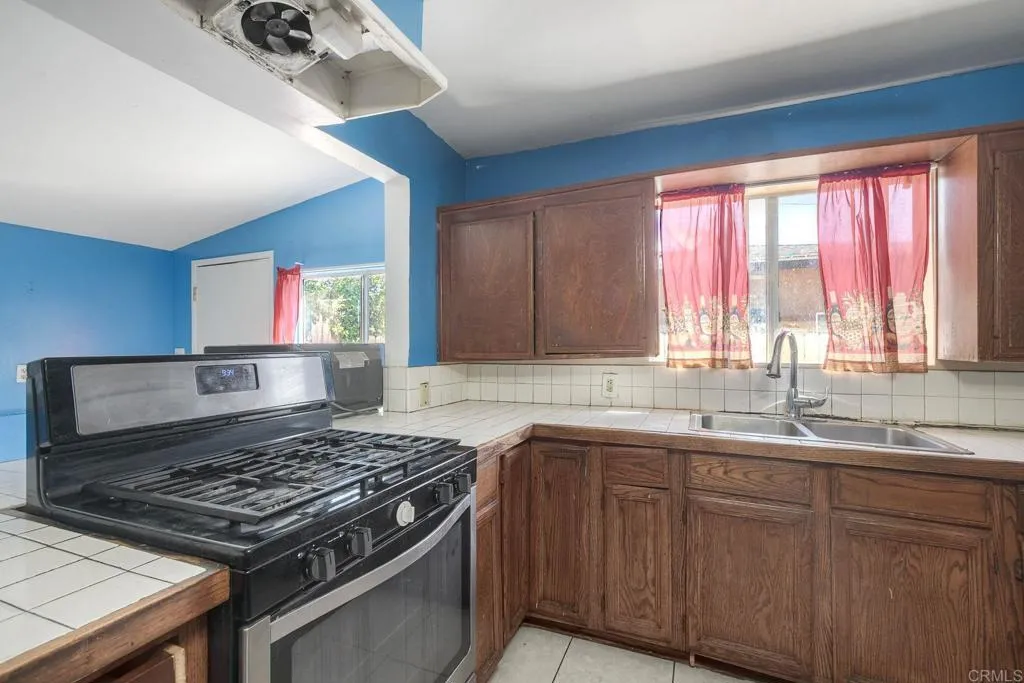 Additional image 61 of 412 W 9th Avenue, Escondido, CA 92025
