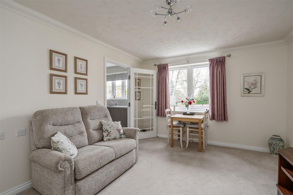 Additional image 4 of 1 bed flat for saleStation Road, Solihull B93