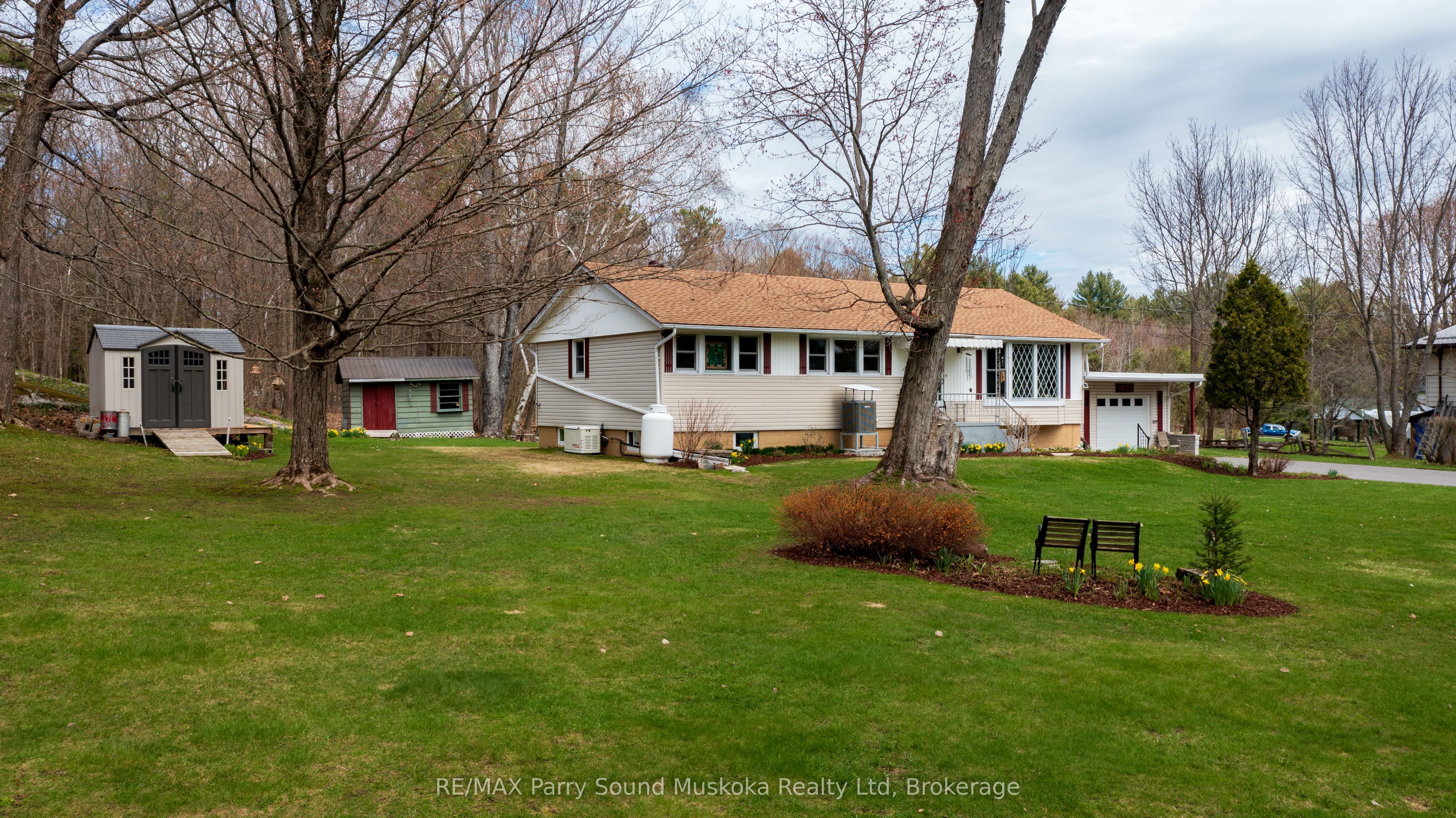 Additional image 2 of 137 Hammel Avenue, Mcdougall, ON, P0G 1G0
