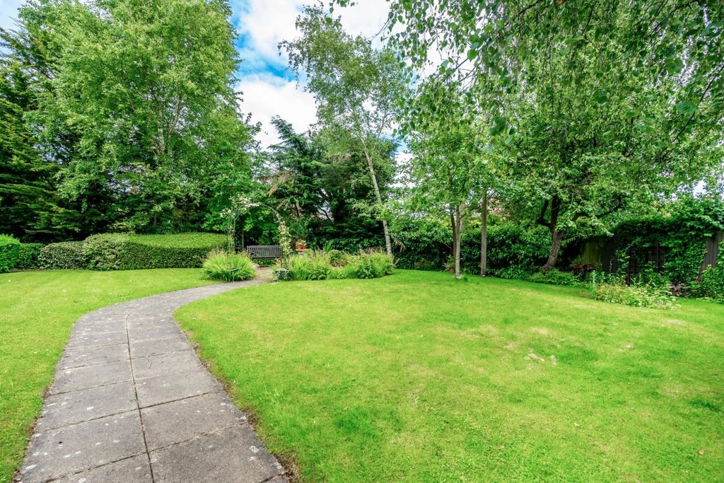 Additional image 10 of 1 bed flat for saleFairfax Court, Acomb Road, York YO24