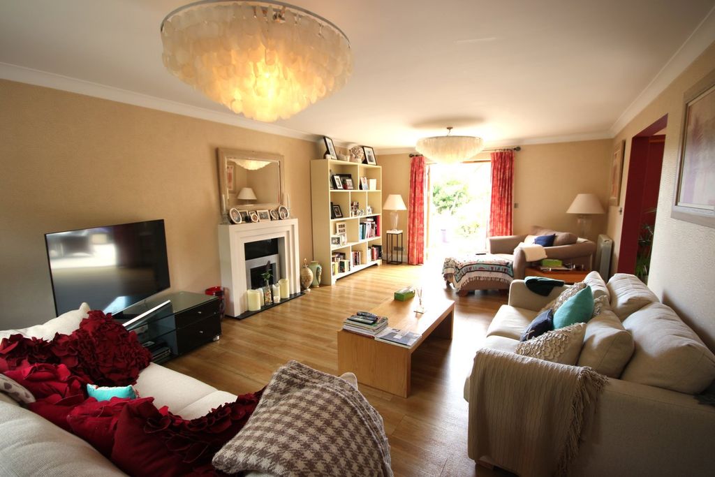 Additional image 5 of 4 bed detached house to rentLa Route De Noirmont, St Brelade, Jersey JE3