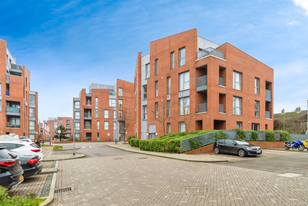 Additional image 13 of 1 bed flat for saleThe Ridgeway, Hertford SG14
