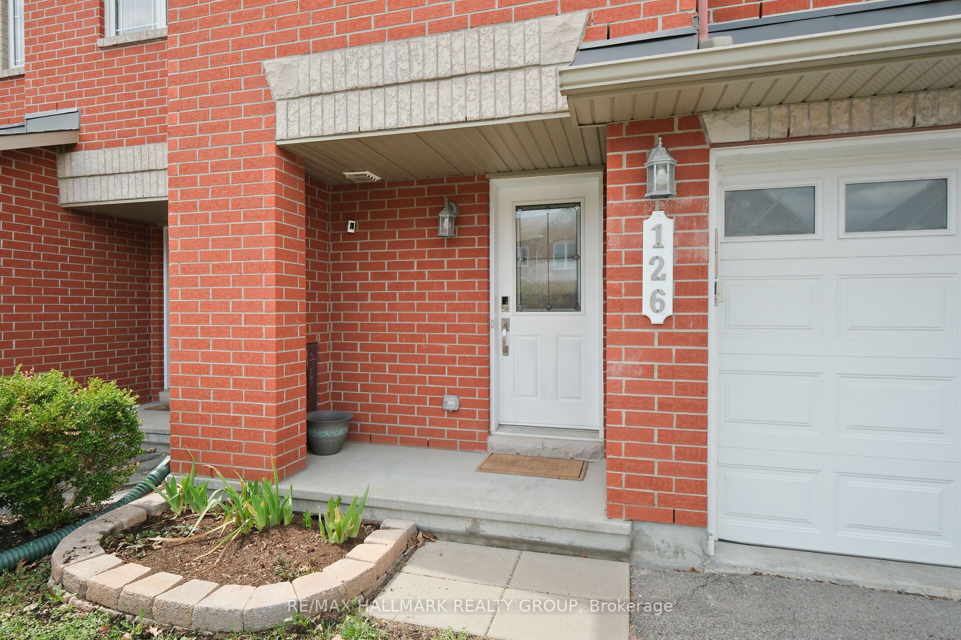 Additional image 3 of 126 Silvermoon Crescent, Ottawa, ON, K4A 0P5