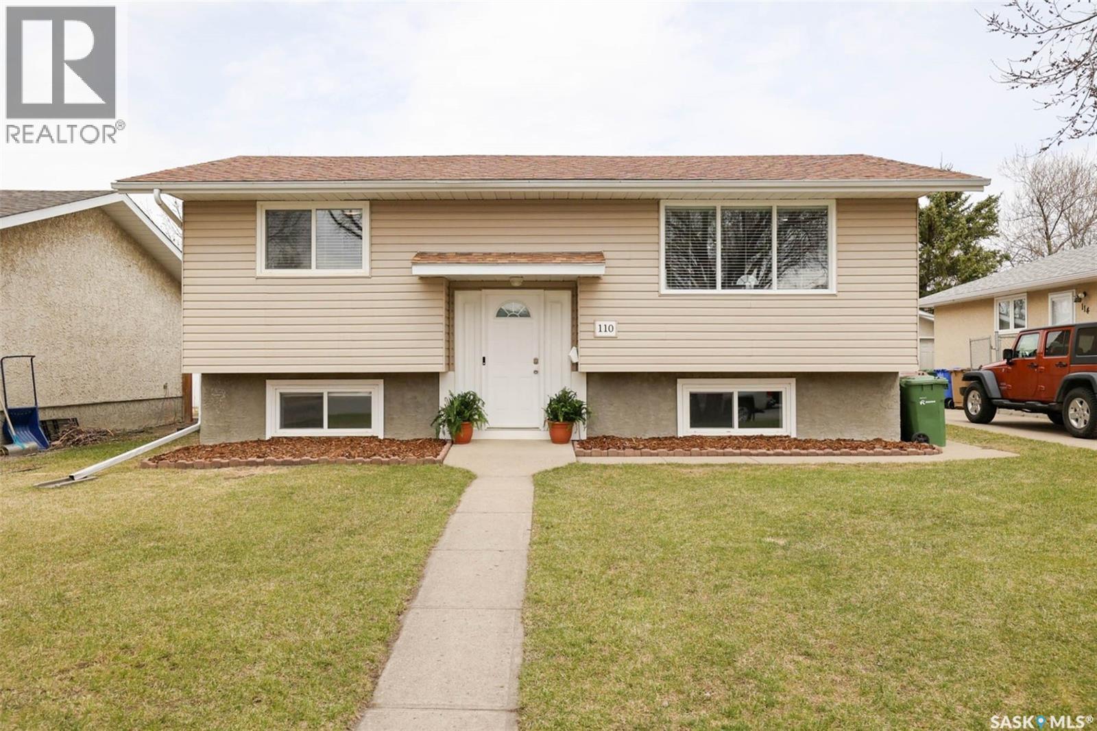 110 Fulton Drive, Regina, SK, S4X1G1