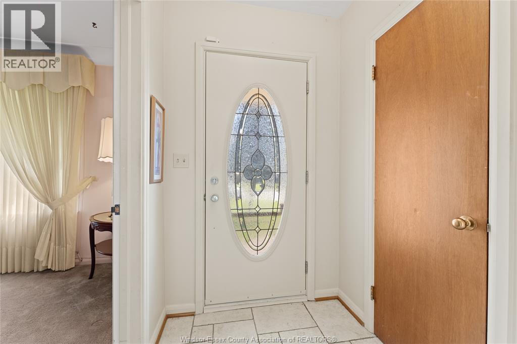 295 Henkel Place, Windsor, ON, N8Y2E8 photo 5