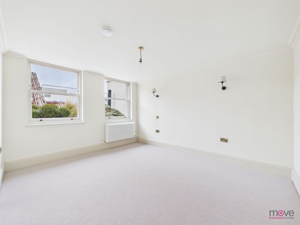 Additional image 21 of 3 bed flat for saleLondon Road, Cheltenham GL52