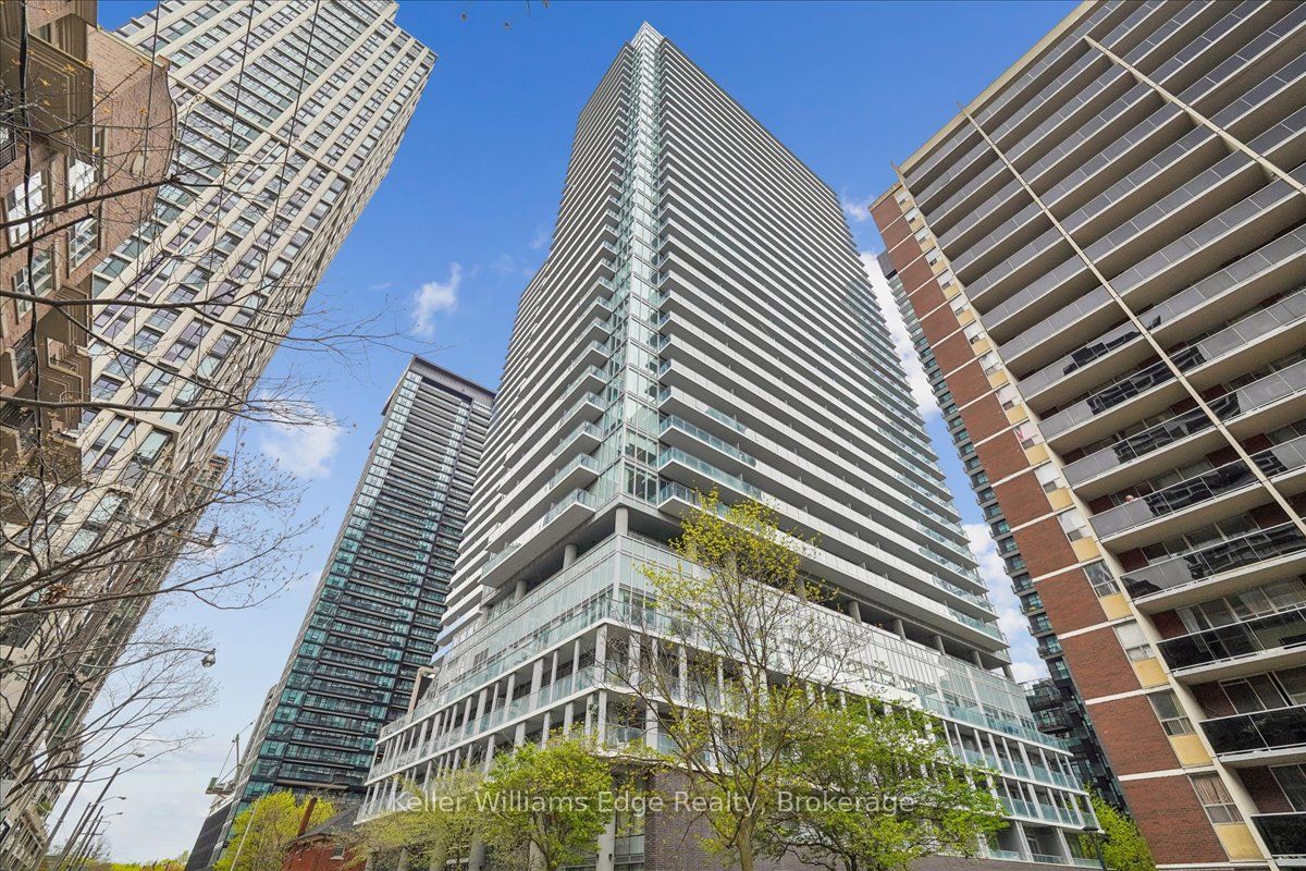 208 NT-99 Broadway Avenue, Toronto, ON, M4P 1V2