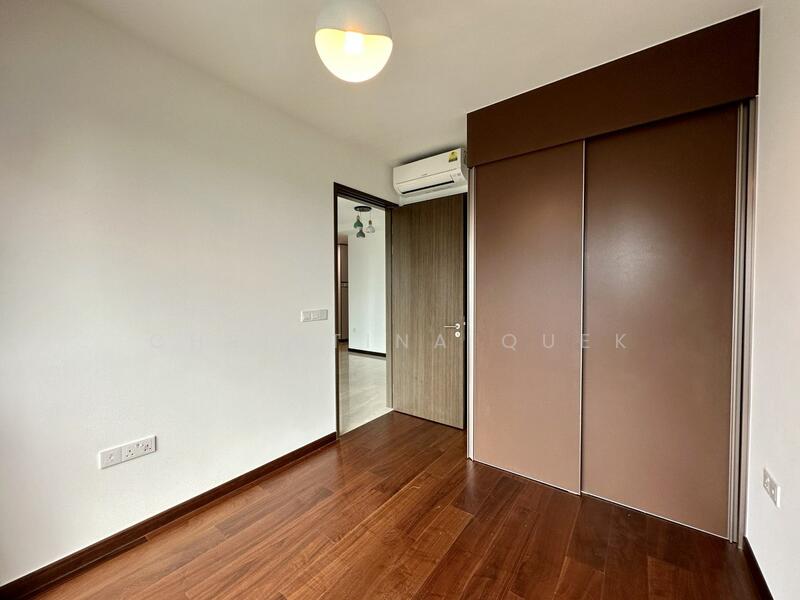61 Normanton Park photo 4