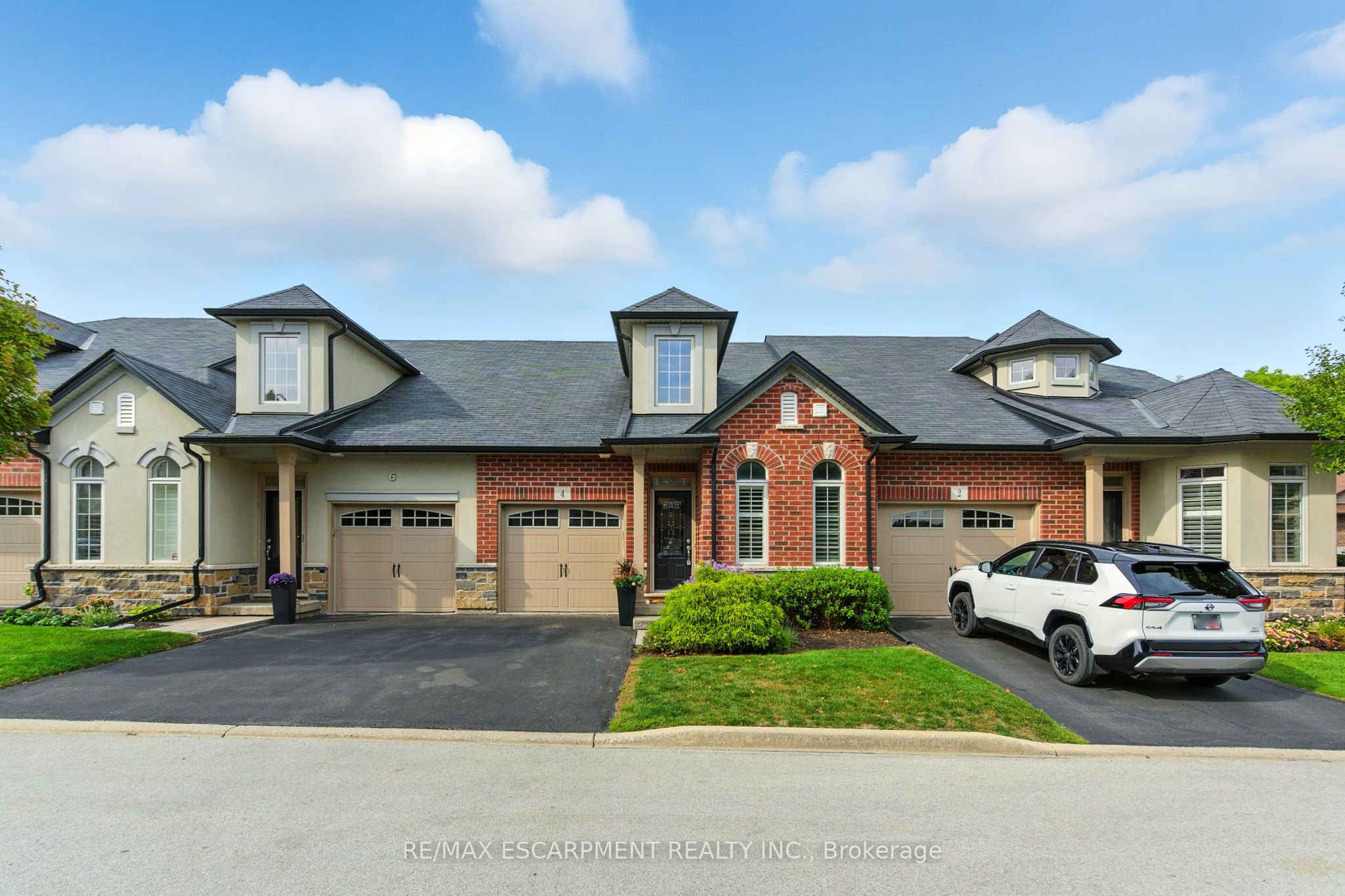 Additional image 2 of 4 Burgundy Grove, Hamilton, ON, L9K 0E7