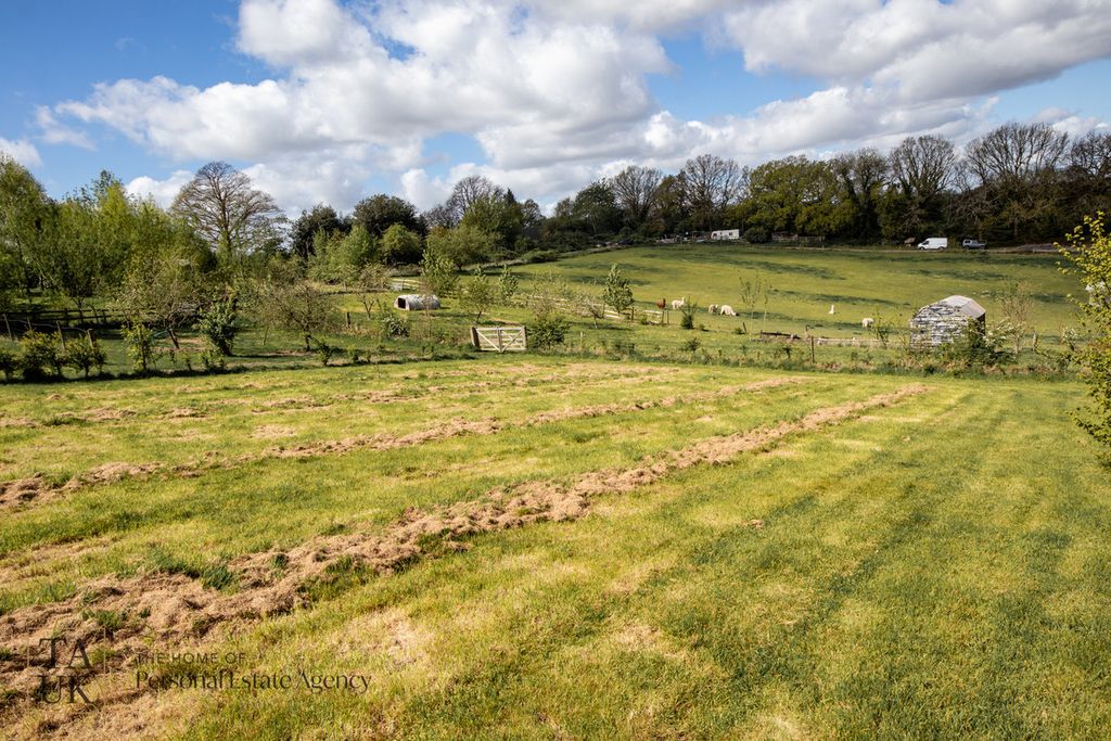 Land for saleCrays Lane, Thakeham RH20 photo 4