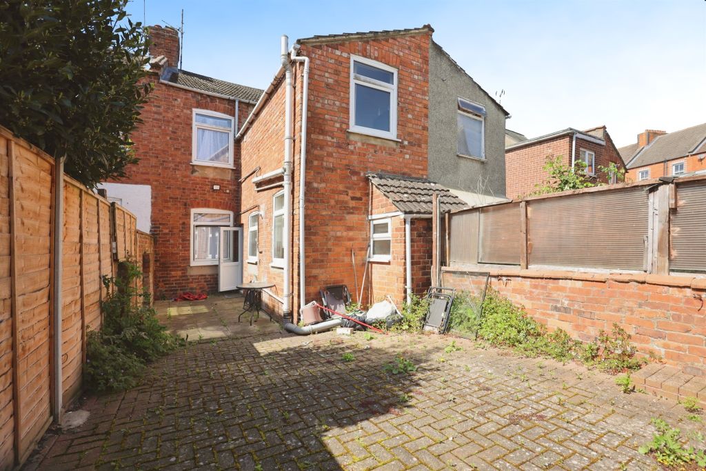 Additional image 14 of 3 bed flat to rentMilitary Road, Northampton NN1