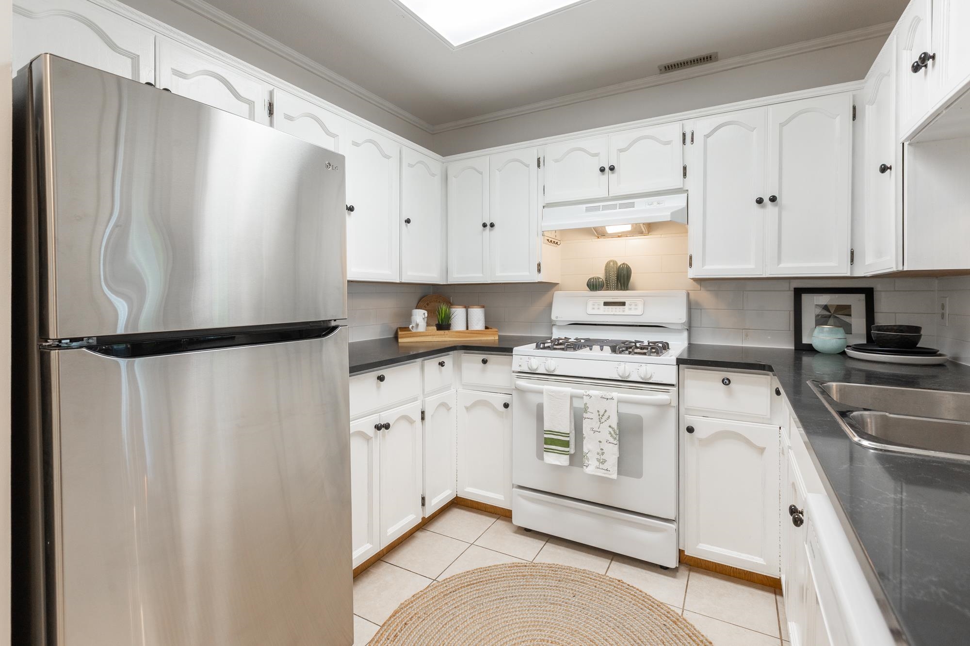 Additional image 4 of 107-13965 16 Avenue, Surrey, BC, V4P 1P8