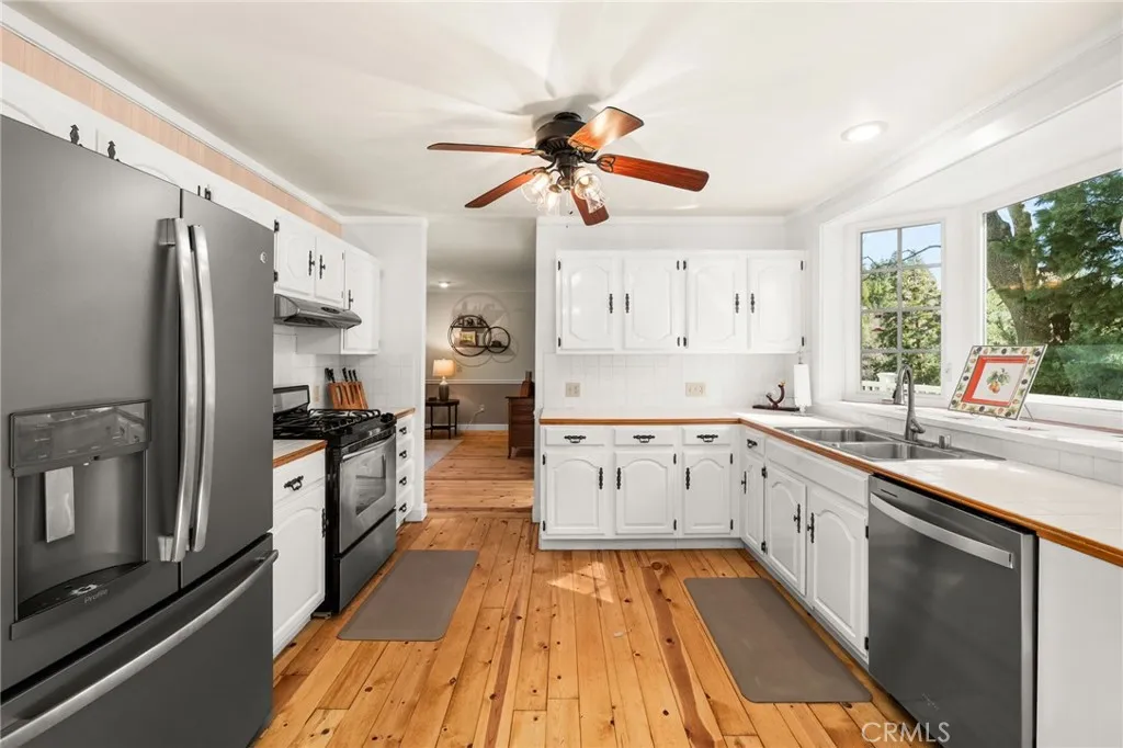 Additional image 77 of 1 Sunny Slope Dr, Running Springs, CA 92382