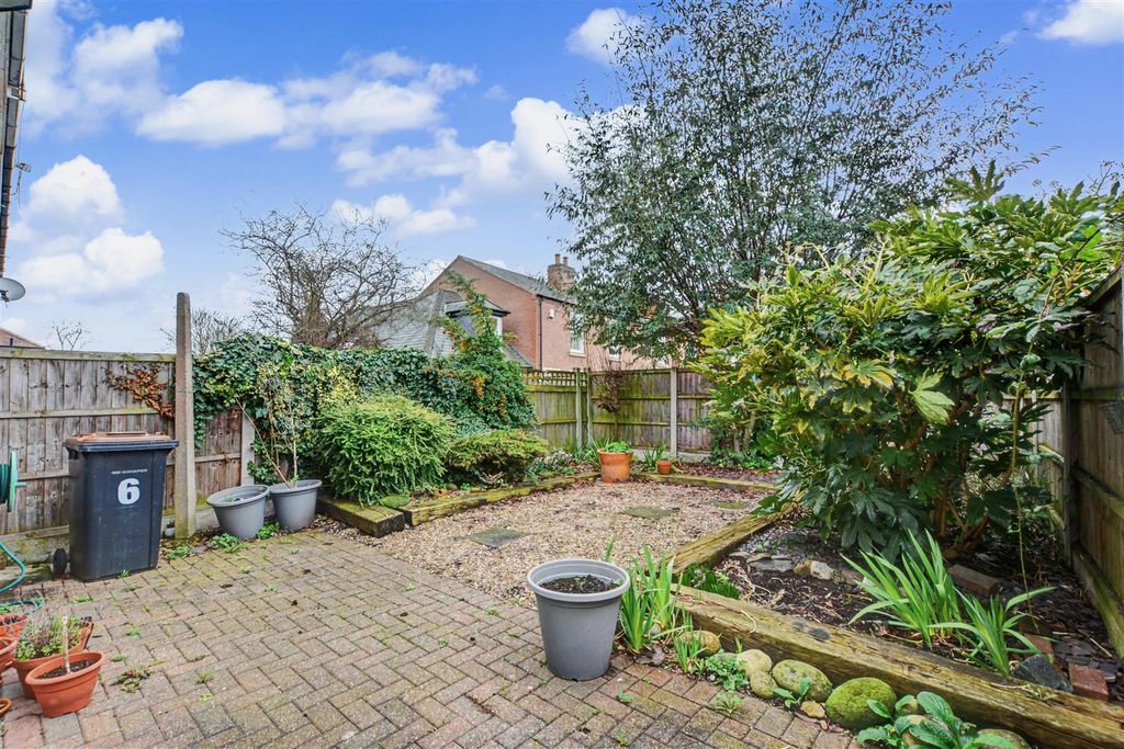Additional image 13 of 3 bed end terrace house for saleHall Croft, Beeston, Nottingham NG9