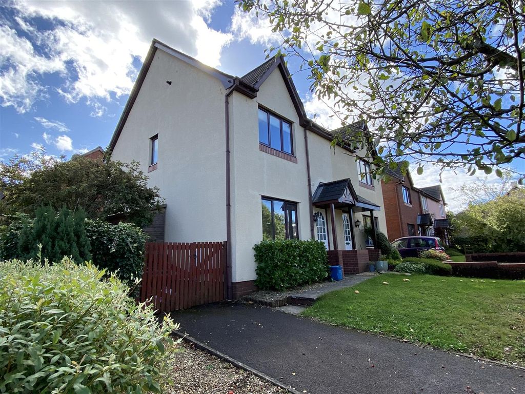 3 bed end terrace house to rentSchool Hill, Chepstow NP16
