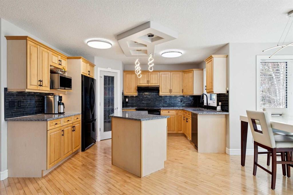 Additional image 6 of 826 Wentworth Place SW, Calgary, AB, T3H 4P1