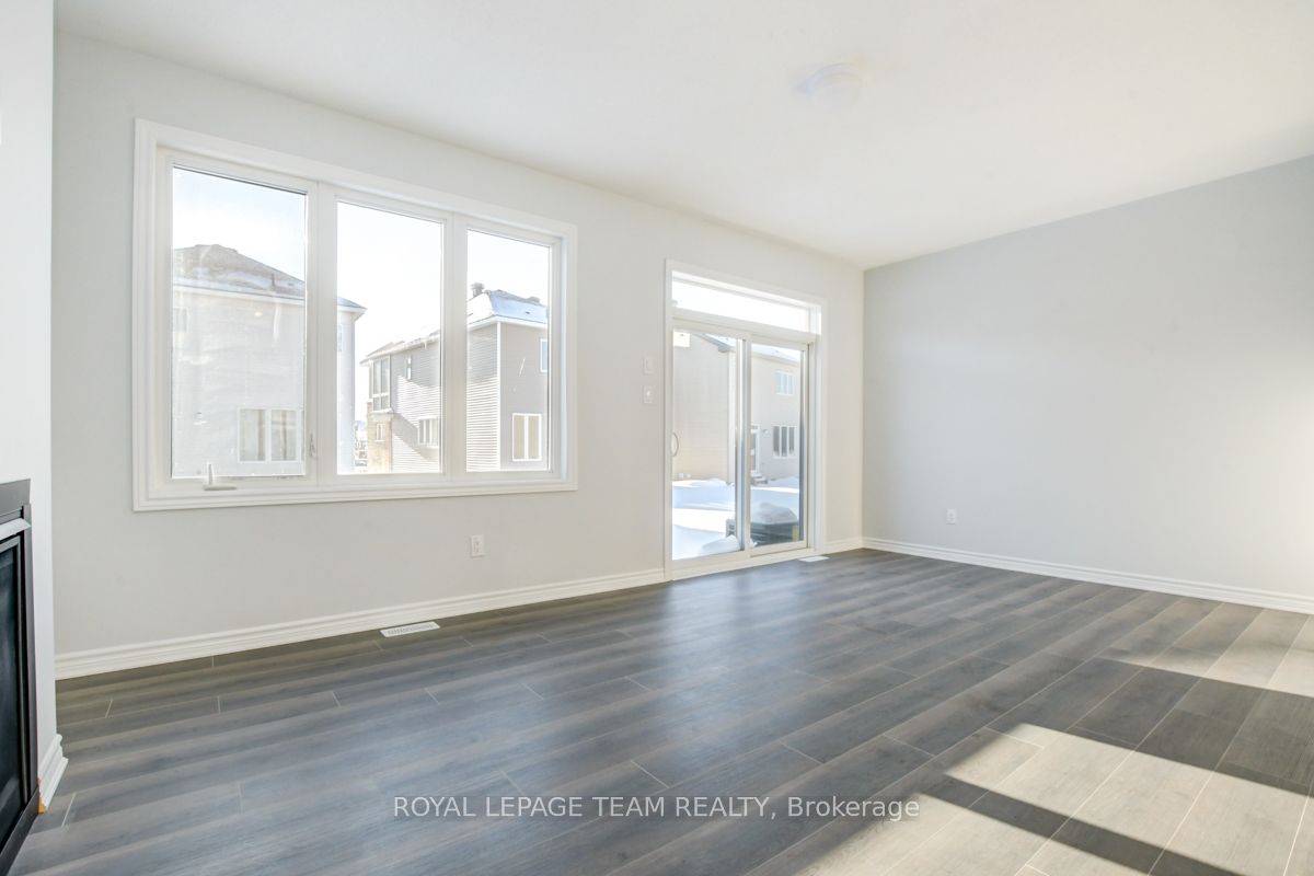 Additional image 4 of 21 Bermondsey Way, Ottawa, ON, K2S 2Y7