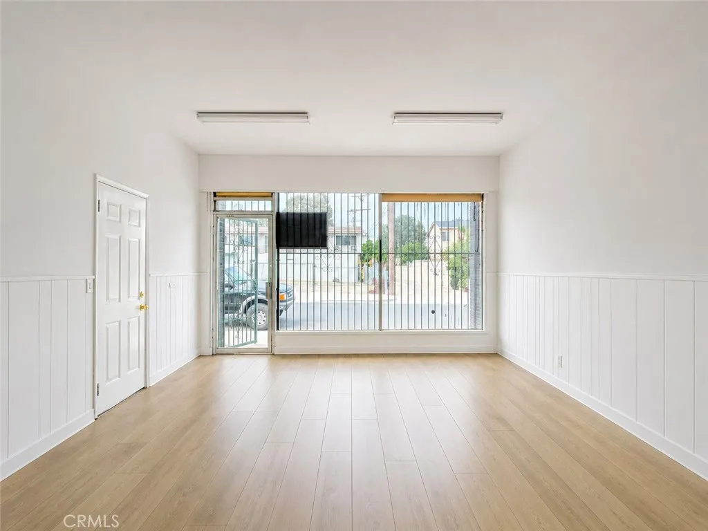 110 E Cambridge St, Long Beach, CA 90805 photo 5