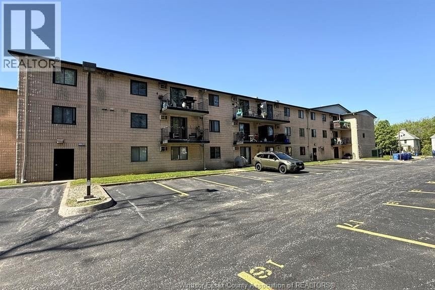 Additional image 8 of 304-3355 Sandwich Street, Windsor, ON, N9C1B2