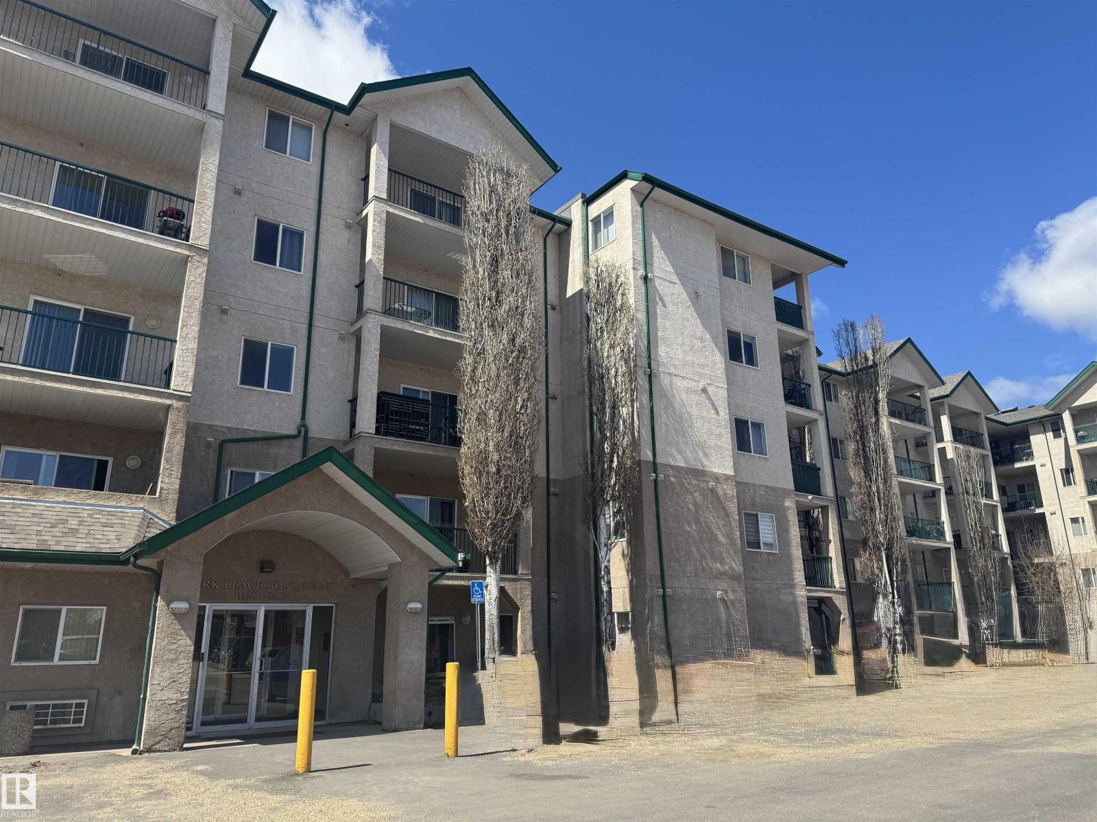 #210 11325 83 ST NW